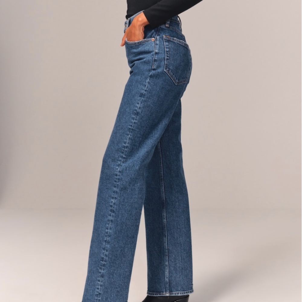 90s Ultra High Rise Relaxed Jeans